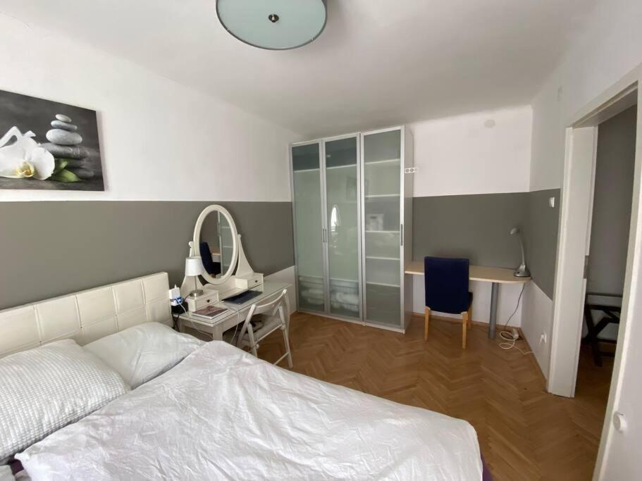 Annenstrasse Graz Central Apartment'6Beds'Freeparking 외부 사진